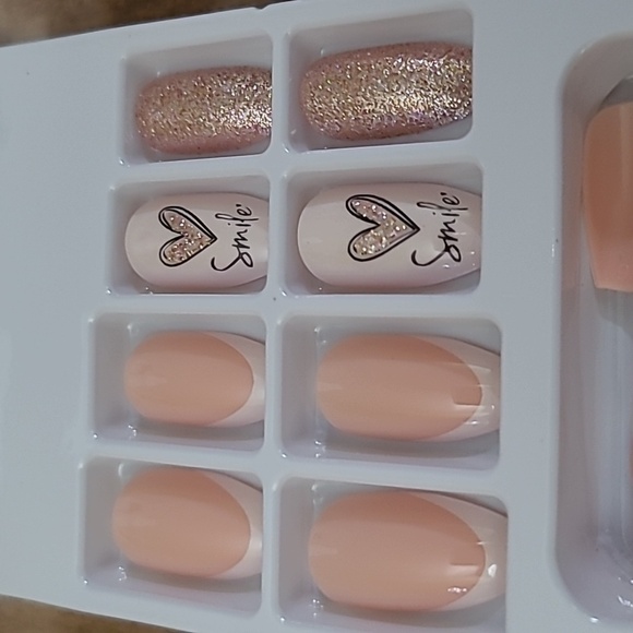2/$16 Glitter Hearts French Manicure Press On Nails - Picture 1 of 14